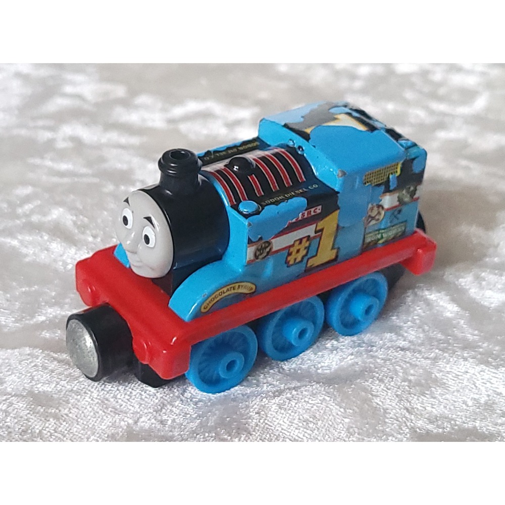 Lot of 9 Thomas & Friends Diecast Round Magnet Train Lot Gordon Douglas Tenders - Picture 10 of 16